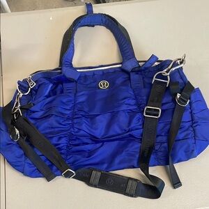 Lululemon 2011 Destined For Greatness Pigment Blue Duffle Tote Bag